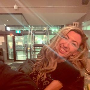 Meet your Posher, Celine